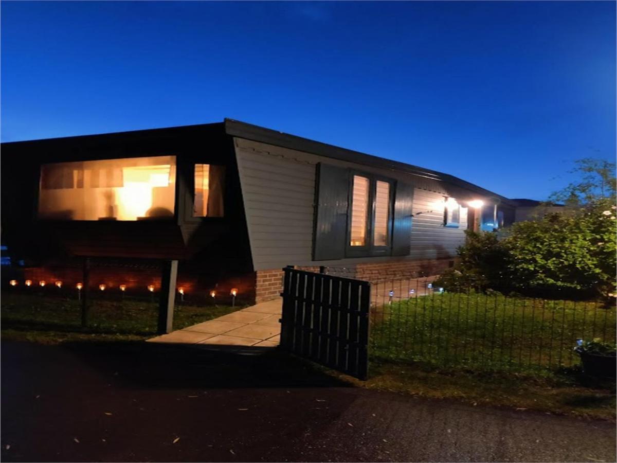 Tiny Beachhouse Belgium, Wenduine Hotell Eksteriør bilde